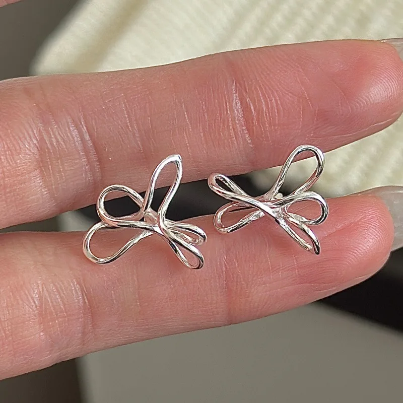

[Cciris.Com] S925 Silver Knot Earrings Korean Vintage Minimalist Wholesale Dainty Jewelry for Women