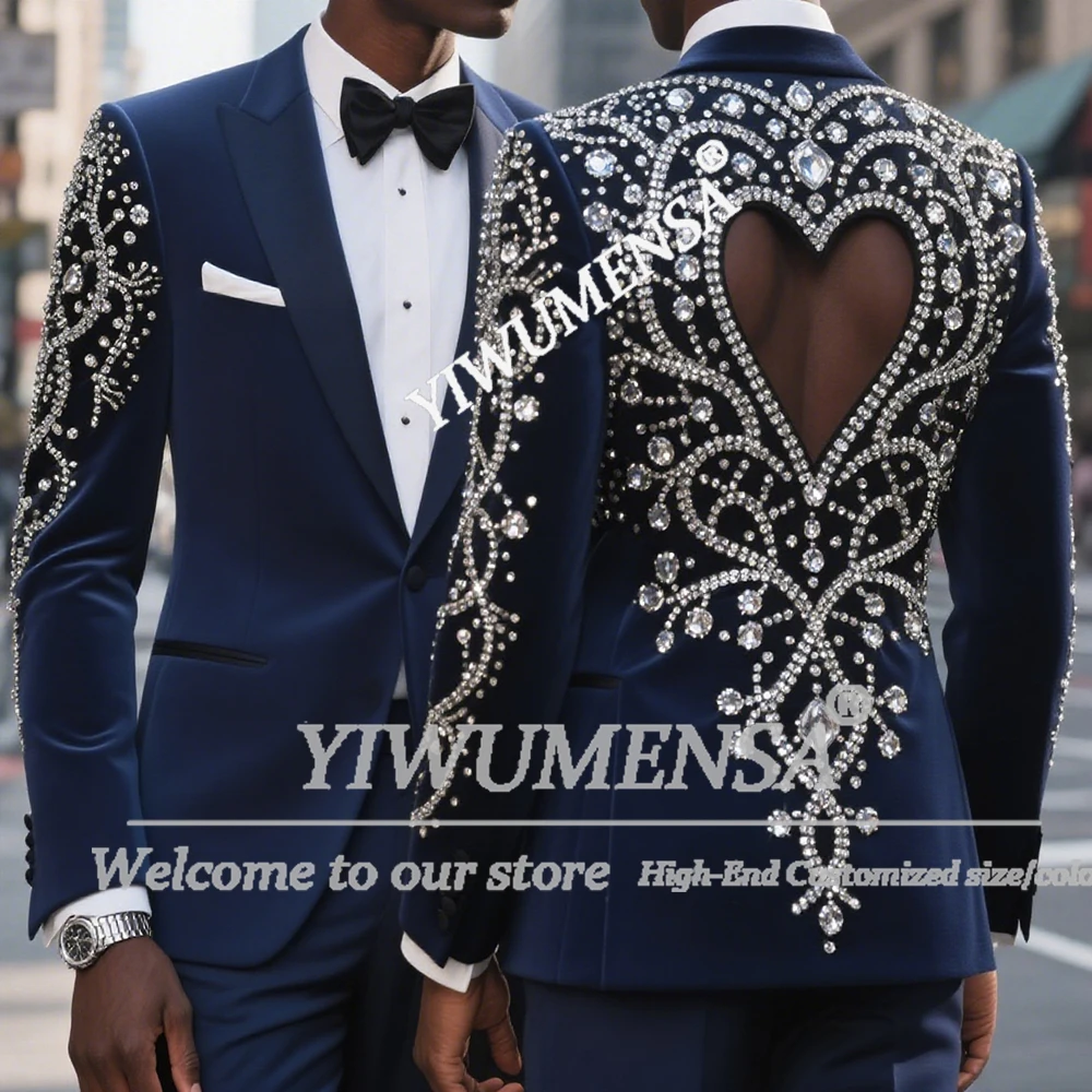 

Мужские модные костюмы Мужской дизайн с вырезами и камнями из бисера Бархатные пиджаки для выпускного вечера Индивидуальный комплект из 2 предметов Свадебные смокинги для жениха Ropa Hombre