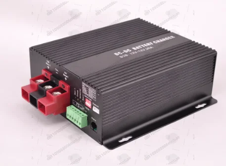 DC To DC Battery Charger Solar Controller Mobile APP Connection Automatic Car Charger 12V 30A Solar Battery Charger