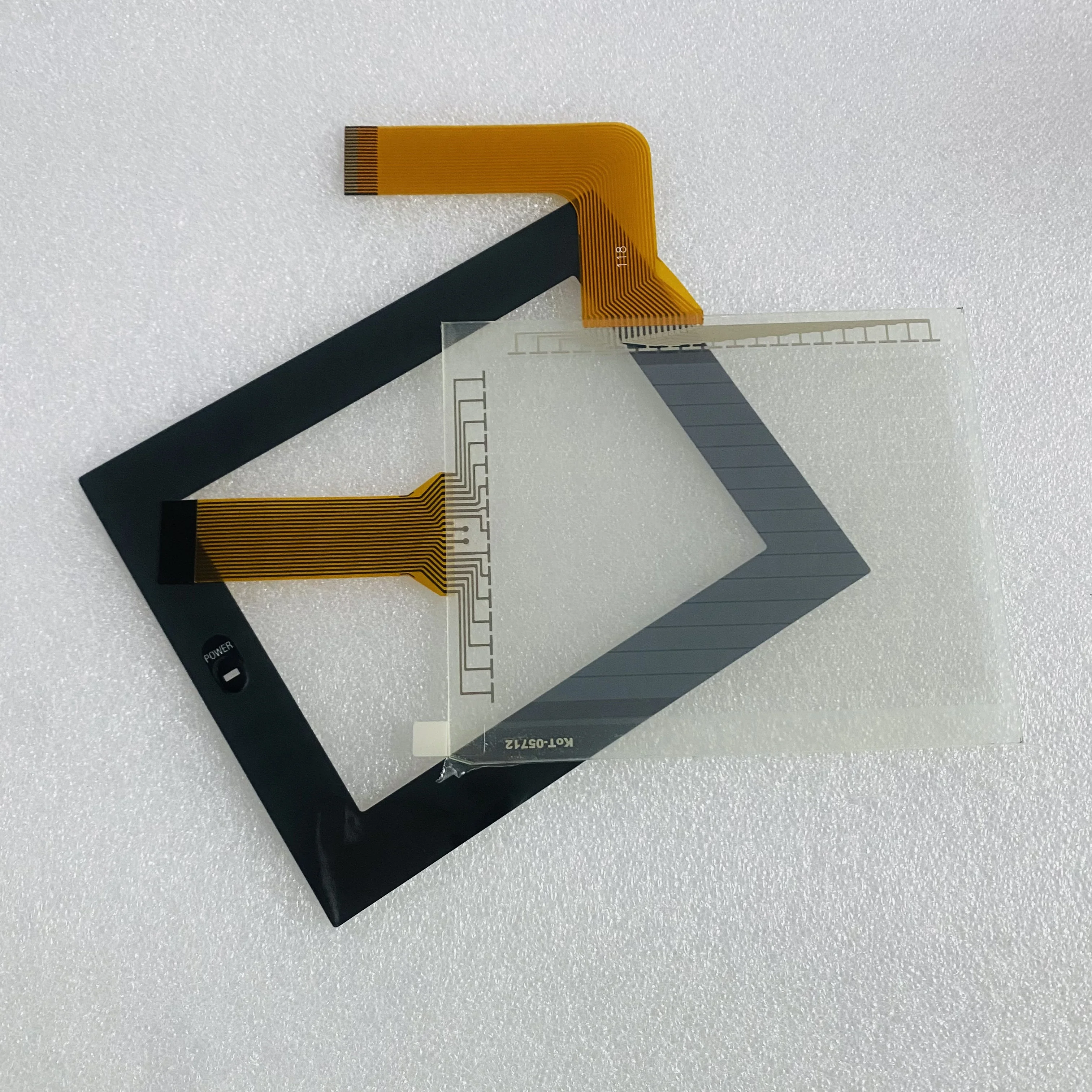 A953GOT-LBD-M3 A953GOT-SBD-M3 A953GOT-TBD-M3-002 A956GOT-SBD-M3 -- Película protectora y panel táctil