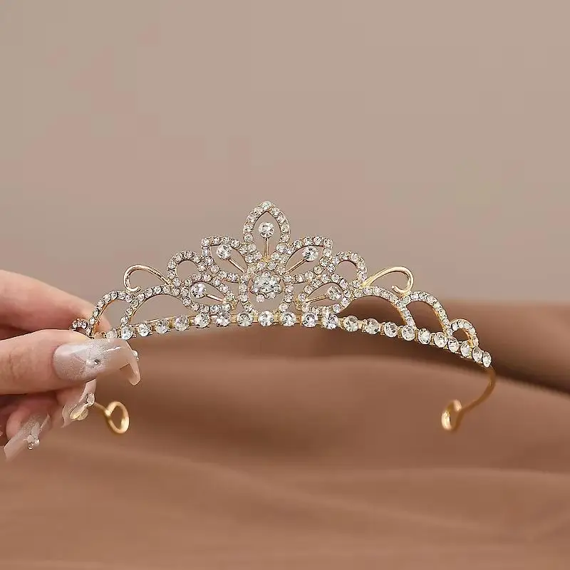 Girls Rhinestone Princess Tiara Adjustable Sparkling Crystal Crown for Birthday Wedding Prom Pageant