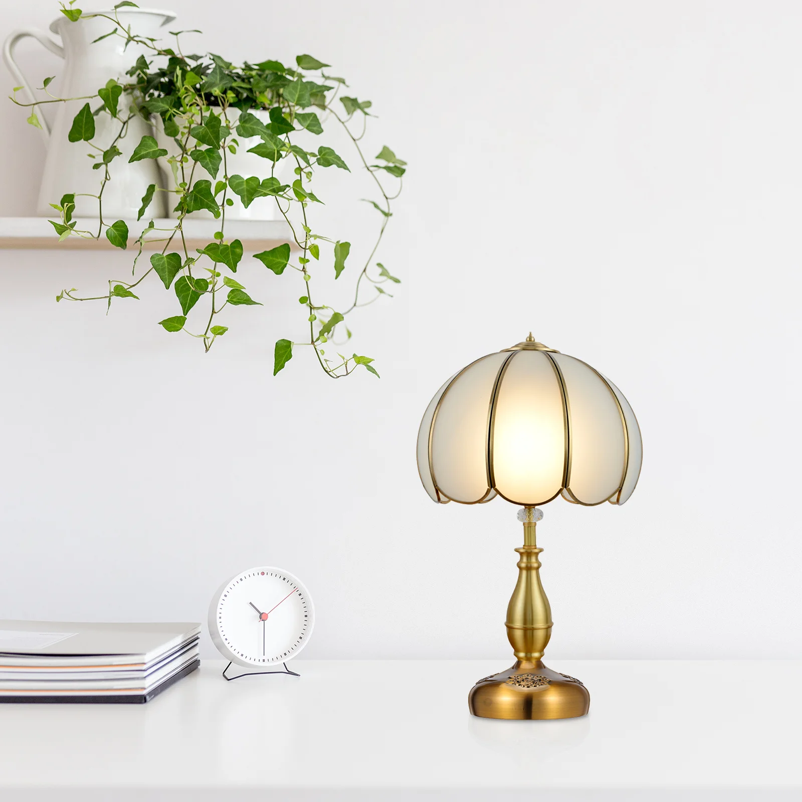 Rose Flower Tafellampvoet Goud Vintage Metaal Design Romantisch Decor Slaapkamer Woonkamer Studeerlamp Standvoet