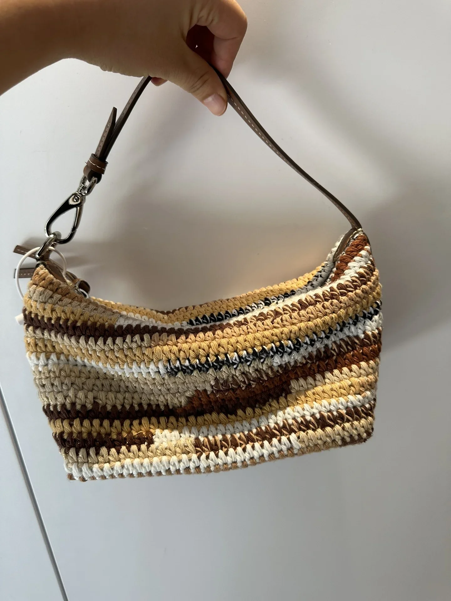 Bolso de mano tejido con arcoíris para mujer, cartera de mano a la moda, monederos informales, tendencia 2024