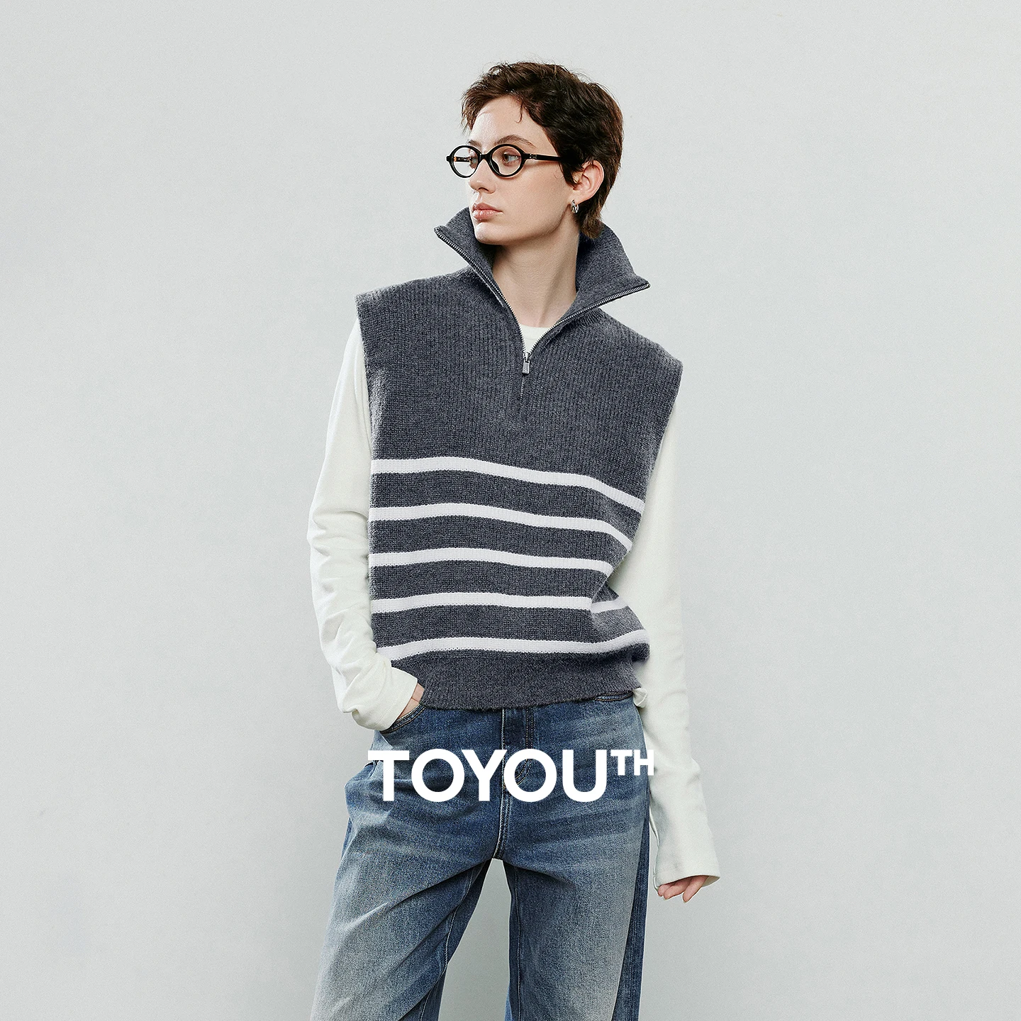 

TOYOUTH Women Knitwear 2025 Winter NewAsymmetric Retro Stripe Zipper High Neck Sleeveless Cardigan Vest Top