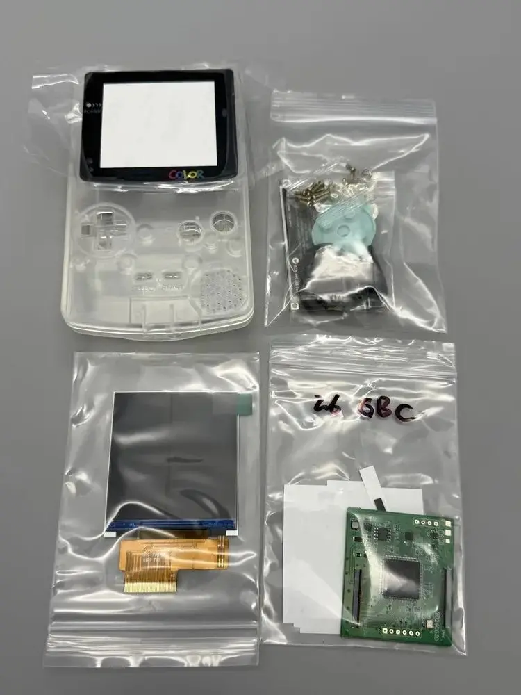 

2.6 Inches GBC IPS LCD And New Shell For Gameboy Color.Support Pixel Display. No Need To Cut The Shell.