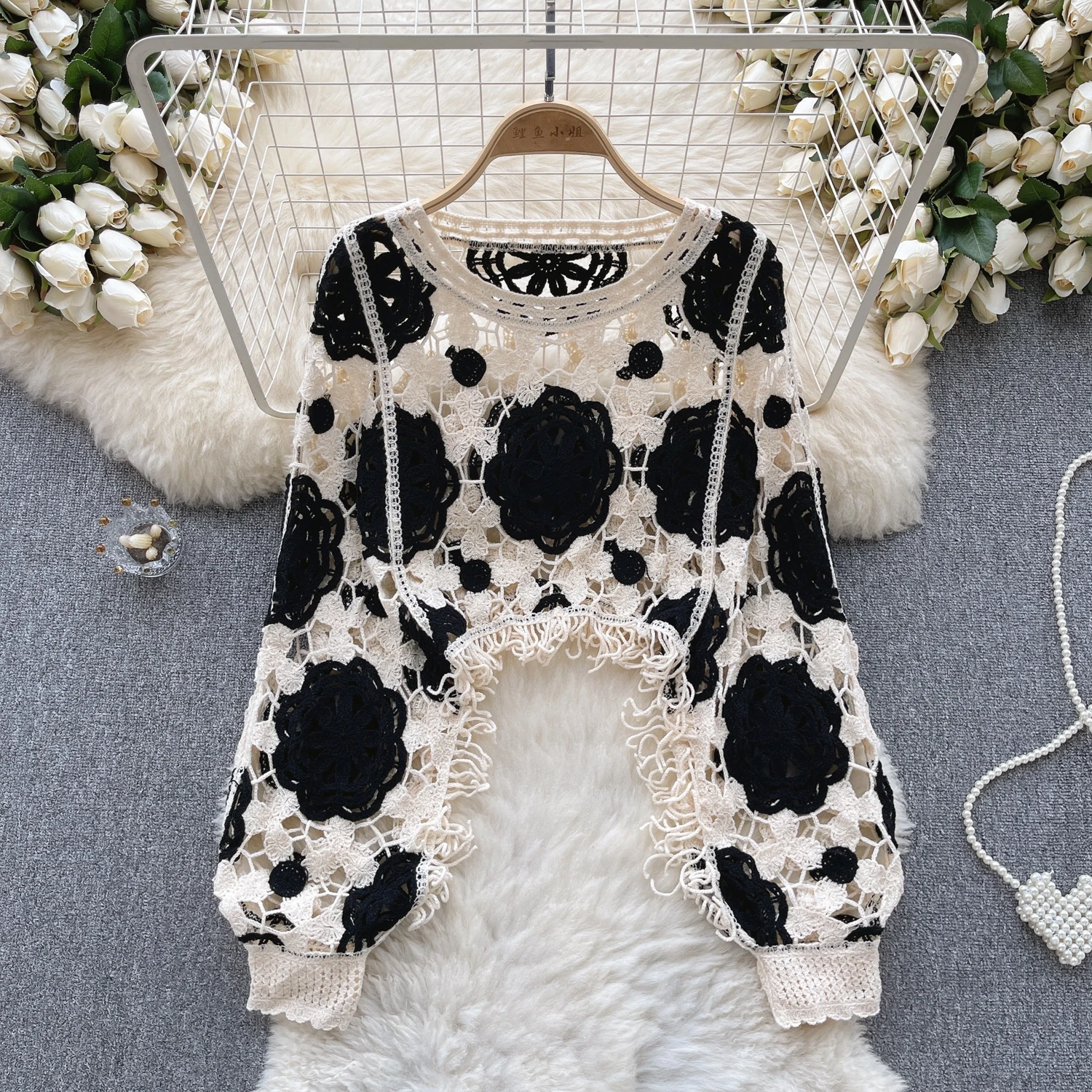 Chic Floral Long Batwing Sleeve Vintage Hollow Crochet Tassel Capes Blouse Fashion Tops Sexy Elegant Autumn Women Pullover