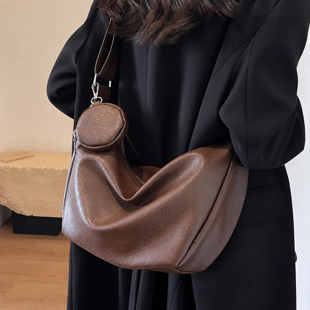 Underarm Bag Wide Women'S Shoulder Bag Wide Strap Bag Matching For Dating Daily Commuting Women
