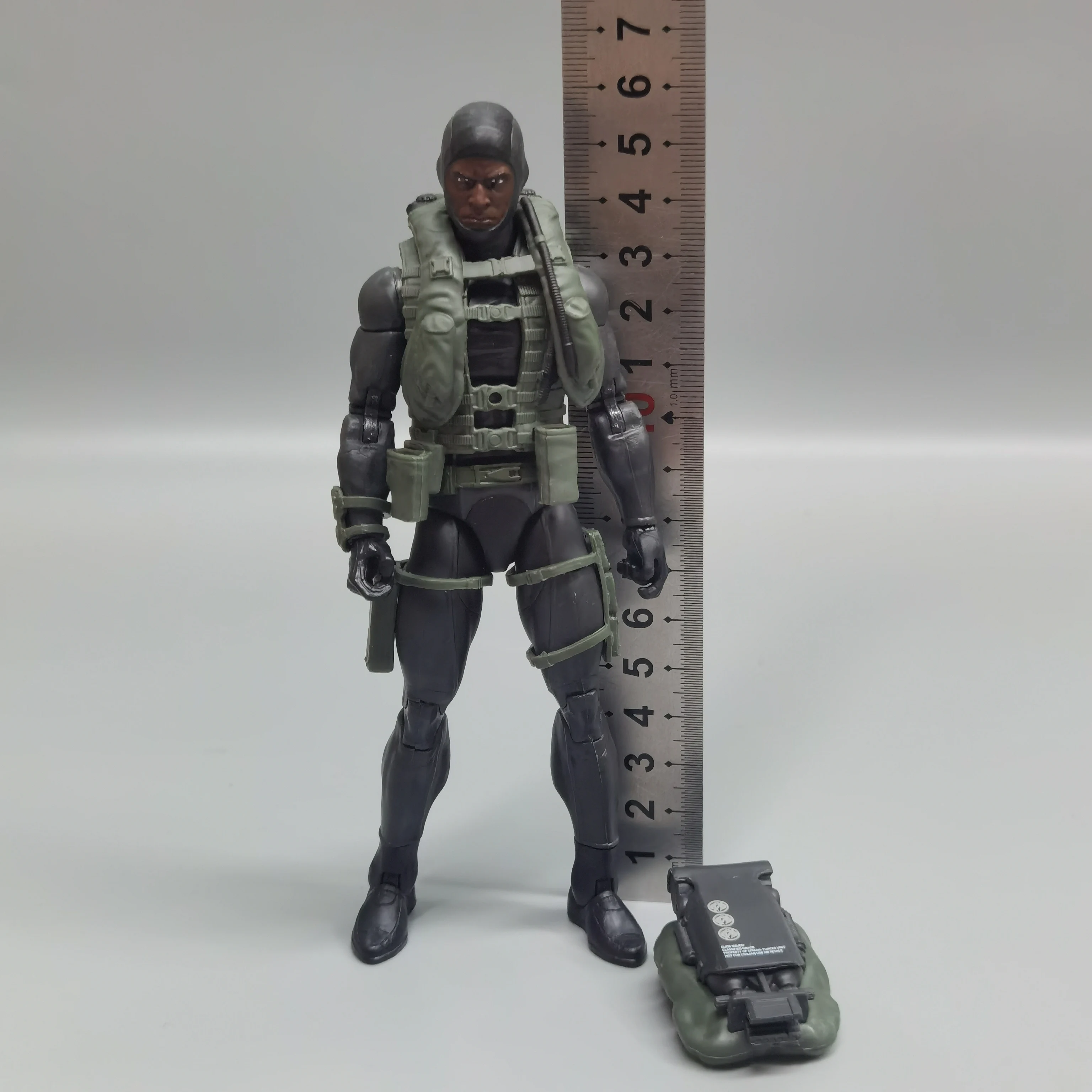 Oryginalna, duża figurka akcji Hasbro Special Forces 6 cali z przegubami.