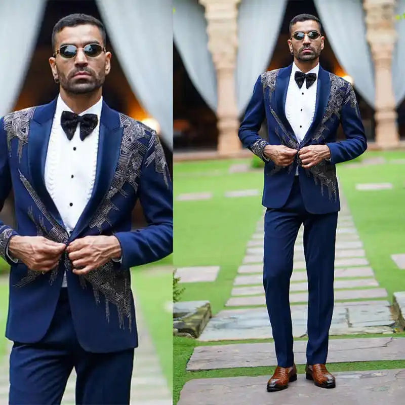 

Handsome Crystals Men Wedding Tuxedos One Button Peaked Lapel Jacket Sets Dinner Party Customized Outfits