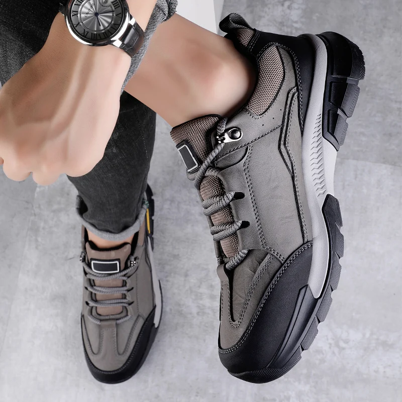 Winter Velvet Warm Outdoor Sports Shoes Luxury Brand Anti Slip Wear-resistant Walking Shoes Fashionable Leather Men Casual Shoes