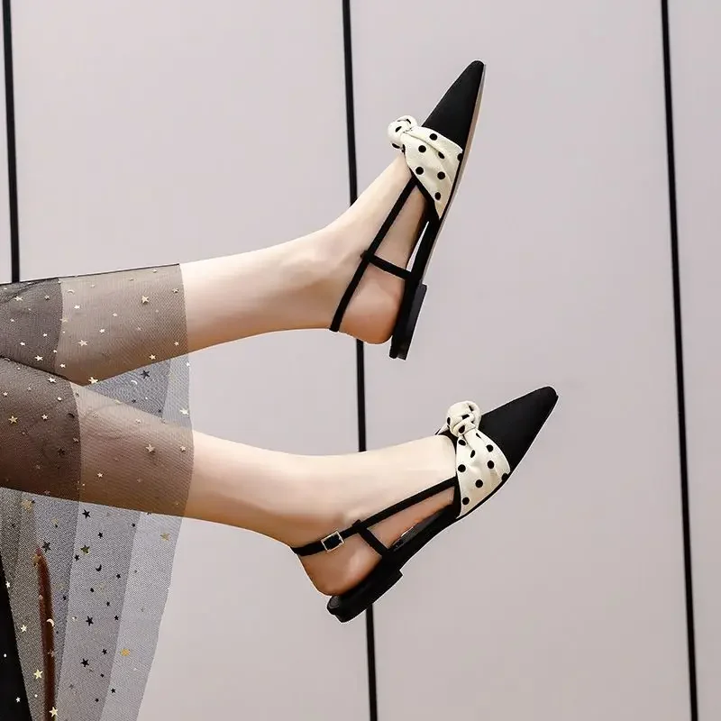 

Flat Rubber Polka Dots Ladies Shoes Low Price Daily 2025 Luxury Anti Slip Hot New Breathable Fashion Designer Women's Sandals