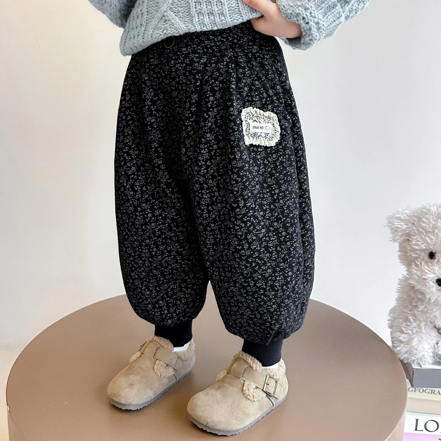 

Брюки для маленьких девочек, новые зимние лоскутные утепленные теплые штаны для бега для малышей, новые зимние детские свободные штаны для девочек Bbay