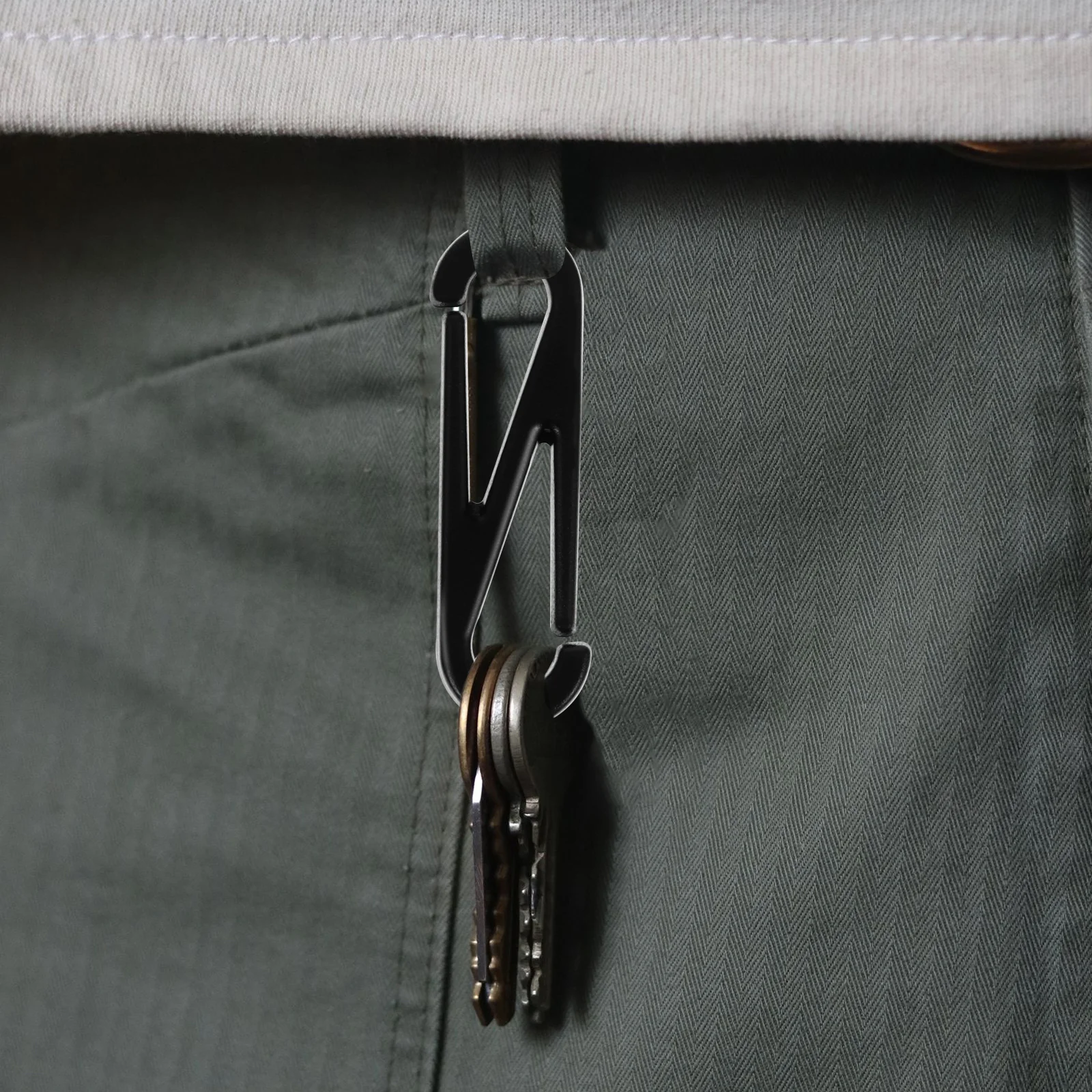 

100Pcs S-Shaped Hook Durable Lanyard Snap Clip Hanging Buckle for Towels Gloves Hook Buckle Lobster Clasp Plastic Spring Hooks