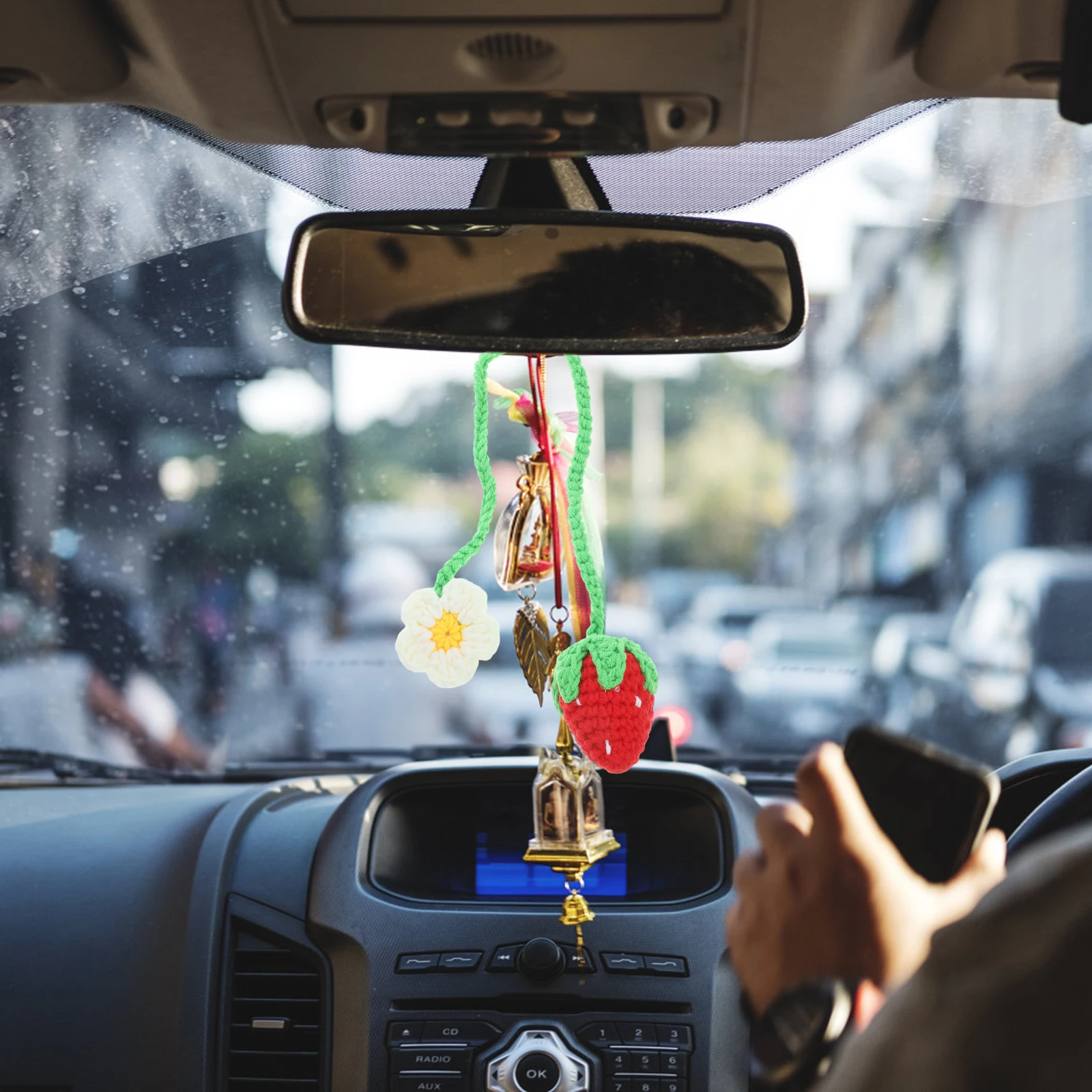 

Car Pendant Crochet Hanging Decoration Yarn Strawberry Flower Bell Rearview Mirror Accessories Car Interior Decor