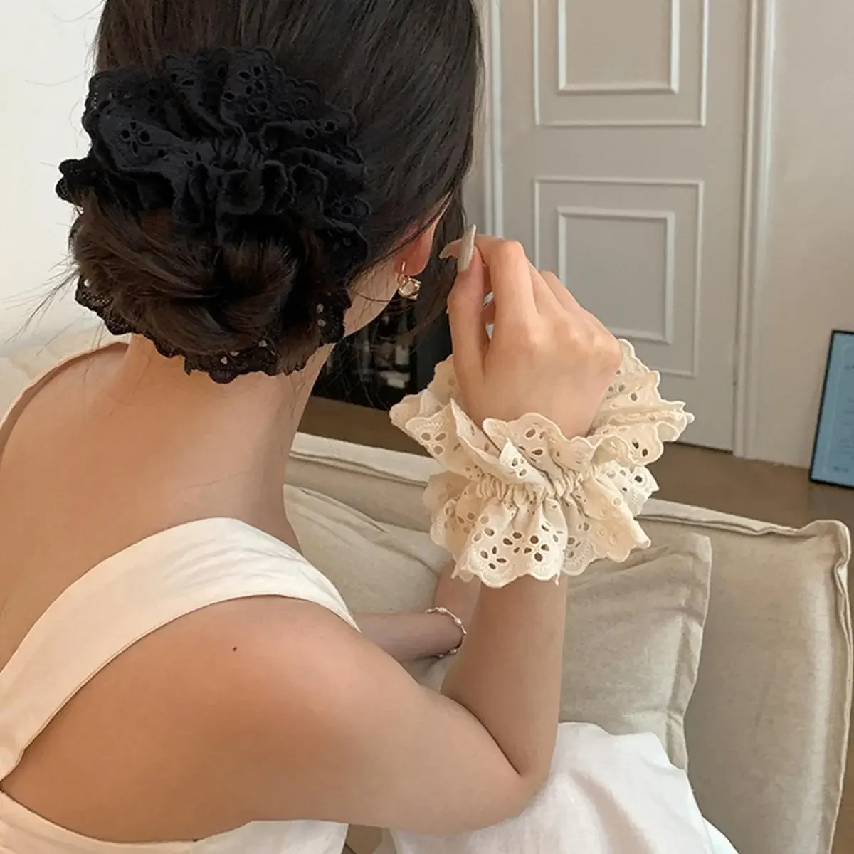 Fashion Lace Scrunchies Romantic Elastic Hair Bands Girl Solid Ponytail Holder Tie Headwear Hair Rope for Women Hair Accessories