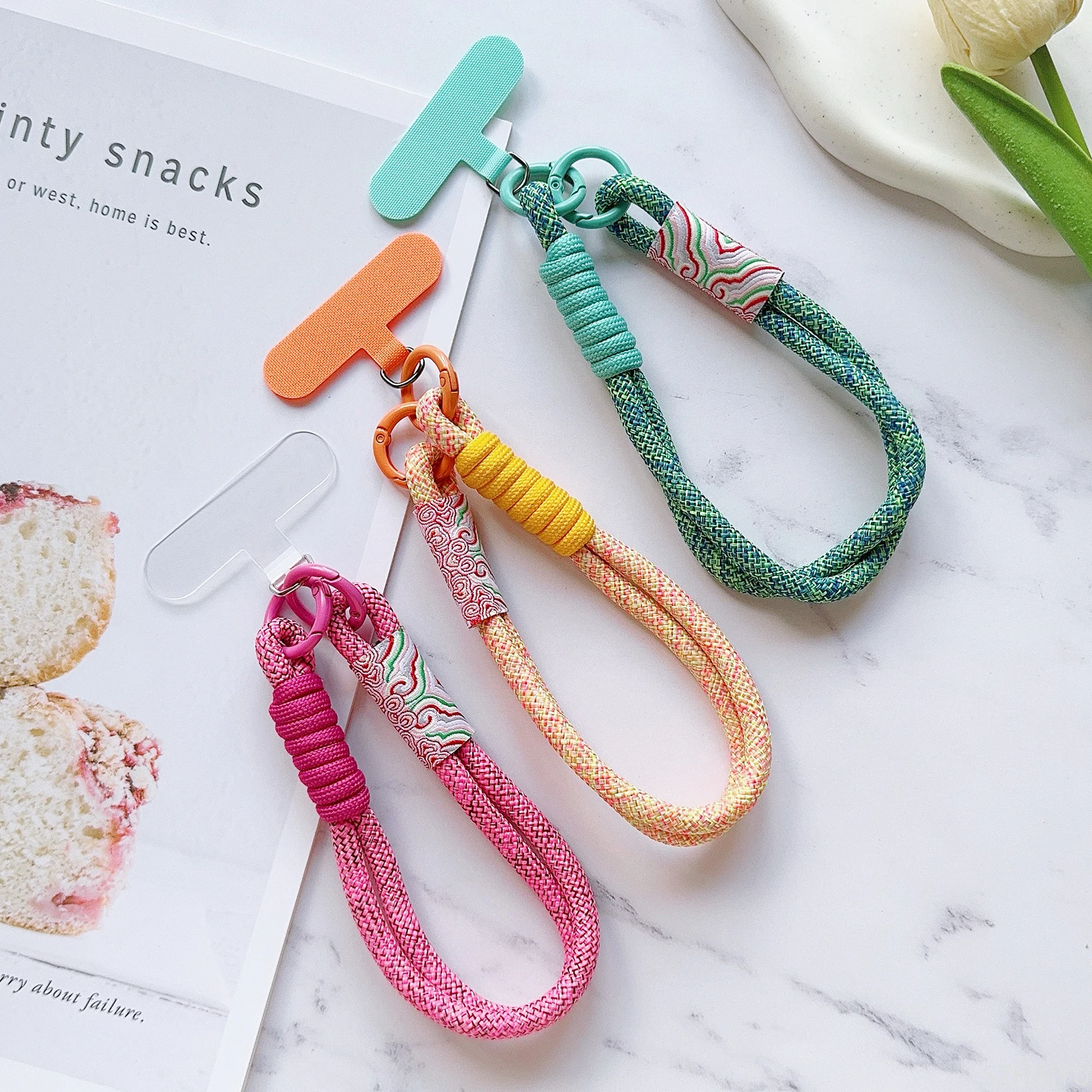 

Universal Lanyard Mobile Phone Lanyard Wrist Strap Short Rope Hand Strap Hand Rope Decorative Pendant New Handwoven