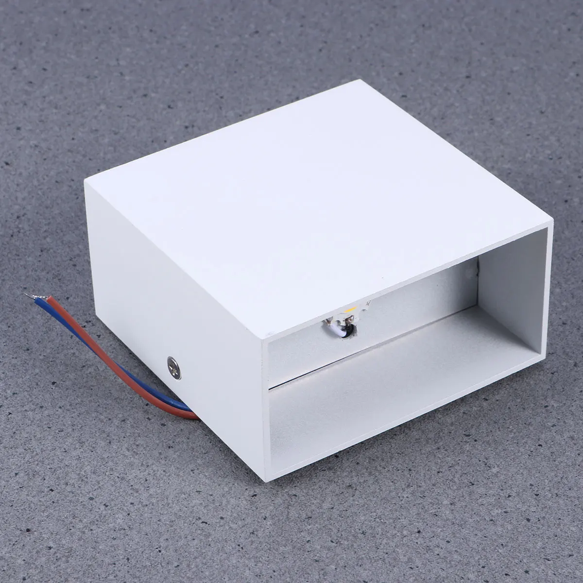 Applique murale LED carrée blanche à intensité variable, éclairage d'intérieur moderne et créatif, luminaire décoratif d'intérieur, élégant et Durable