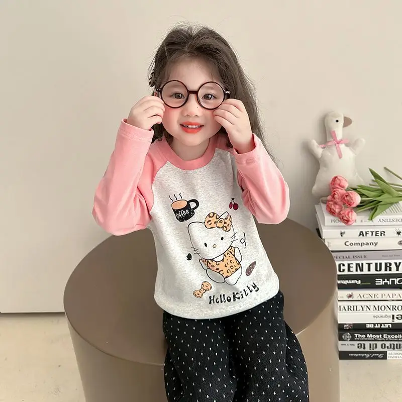 Kaus Dasar Anak Perempuan Sanrio Jaket Lengan Panjang Kartun Santai Motif Hello Kitty Lucu Anak Mode Musim Semi dan Musim Gugur Baru