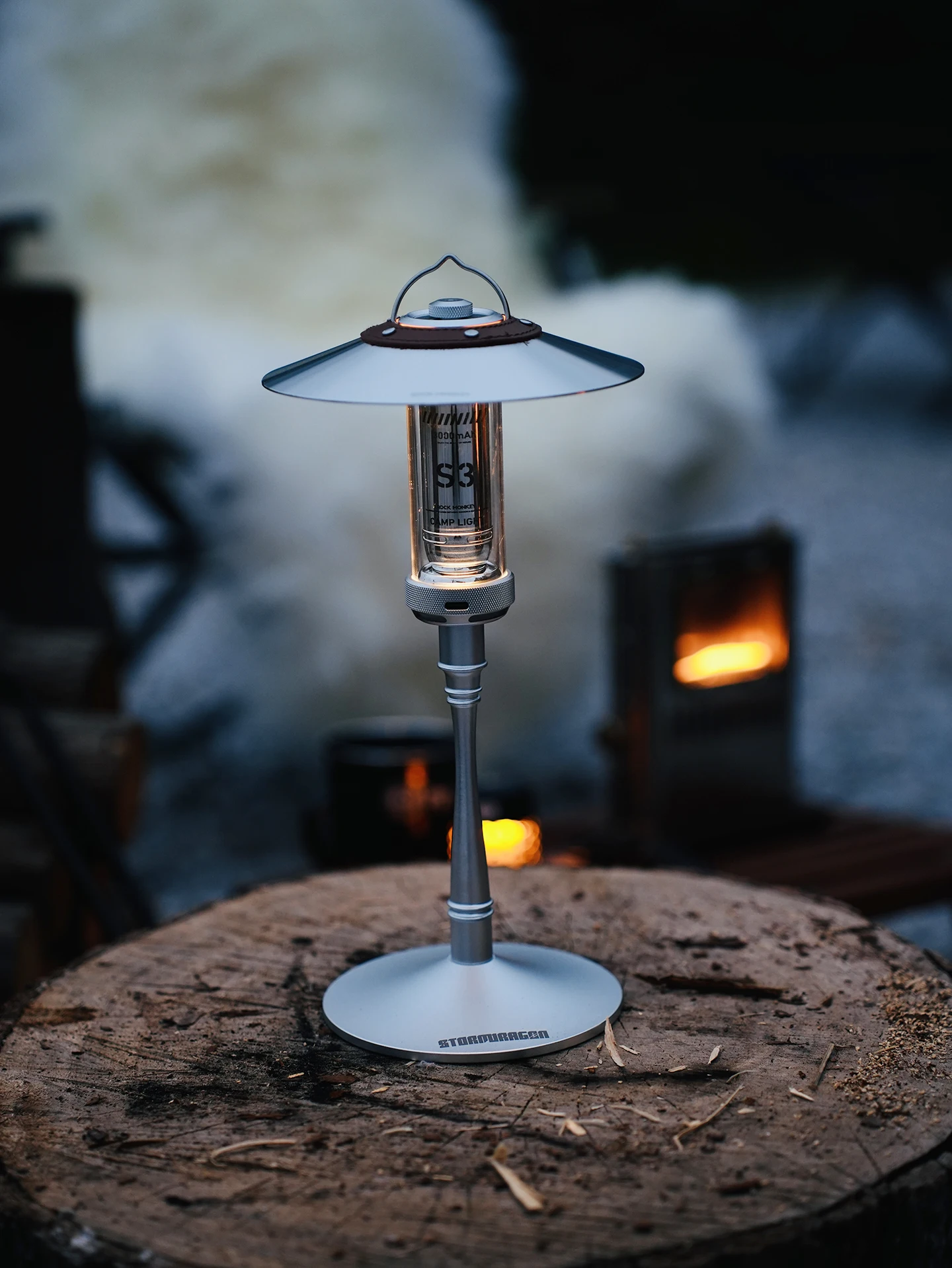 Multifunktionaler abnehmbarer Campinglampenhalter, aus Aluminiumlegierung mit matter Oberfläche, geeignet für verschiedene Campinglampen. – Detail 4
