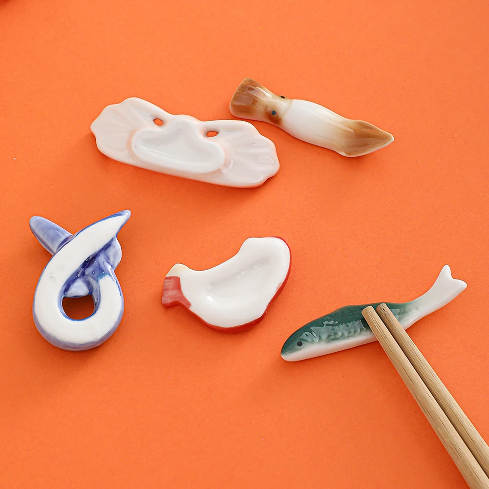 Creative Chopsticks Rest,Fish-Shape Ceramic Chopsticks Holder,Fork Rest Sushi Sticks Rack Shelf Kitchen Utensil