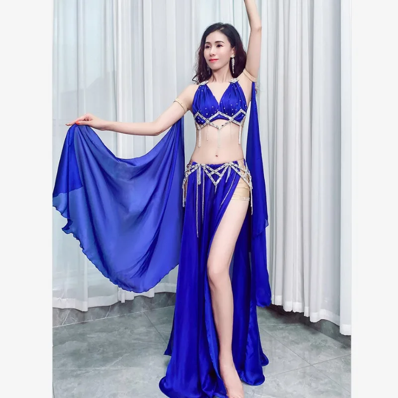 Traje de actuación de danza del vientre de 2 piezas, conjunto de falda larga con sujetador tachonado de diamantes para mujer, vestido de danza oriental, disfraces para mujer