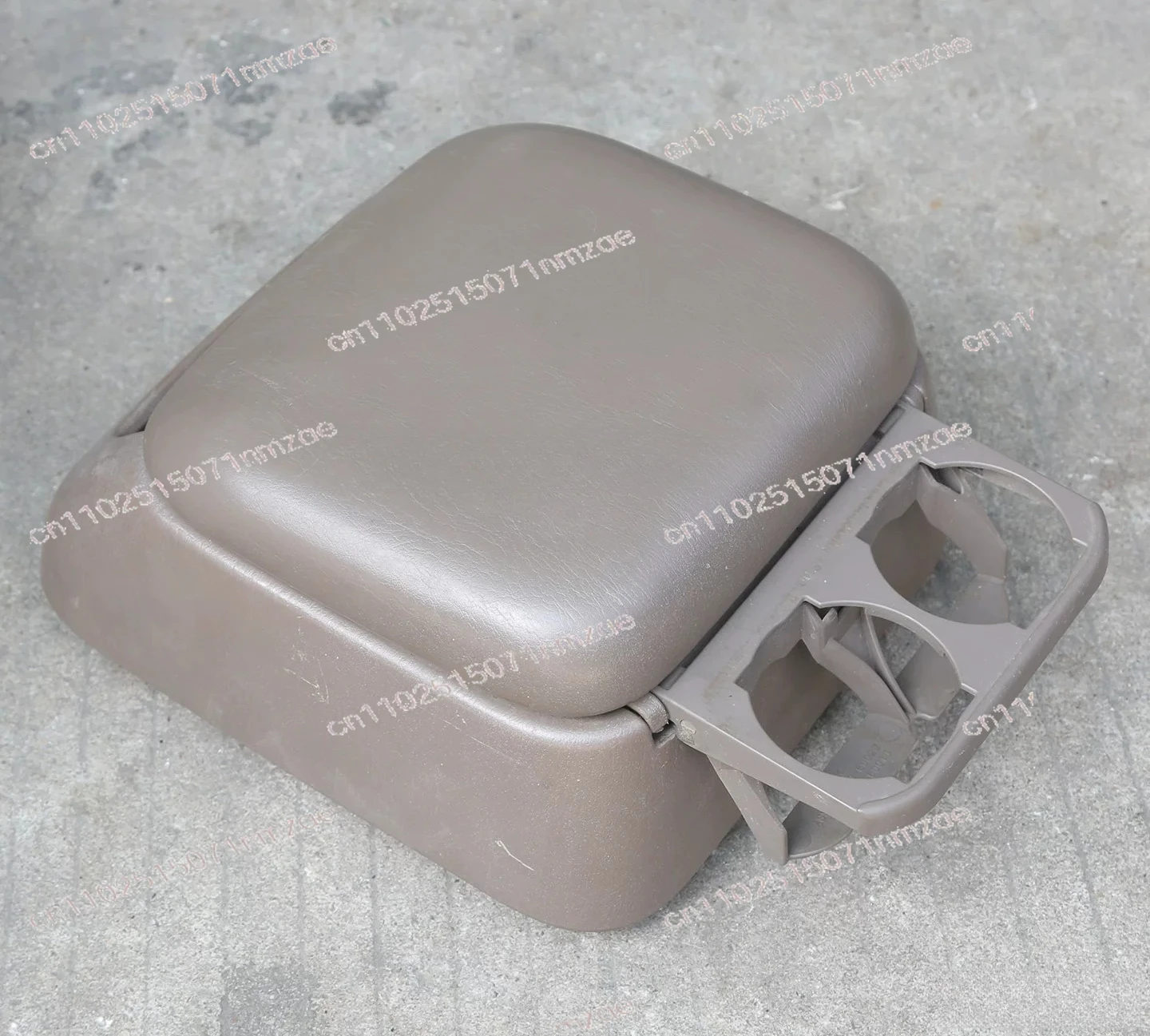 1996–2002 Models (used Parts) Fits 2700, 3400, and LC95 Armrest Box Top Cover (tall Version)