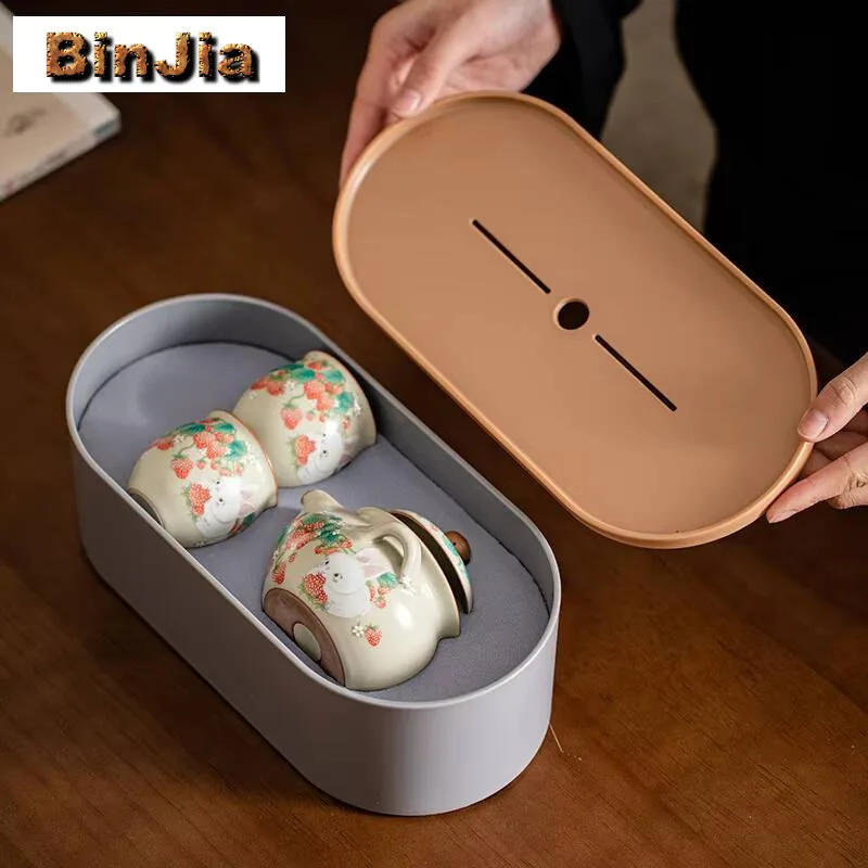 كريم رو فرن الفراولة الأرنب طقم شاي كيت بوتيك كاملة 1 وعاء 2 أكواب Teaware المحمولة التخييم في الهواء الطلق الأسهم حقيبة درينكوير