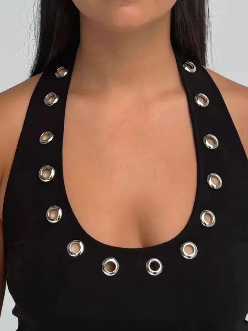 Sexy Ausgeschnittenes Metall-Design U-Ausschnitt Trägerloses Top Figurbetontes Baumwoll-Tanktop für Damen Sommersaison Farbiges Freizeitoutfit