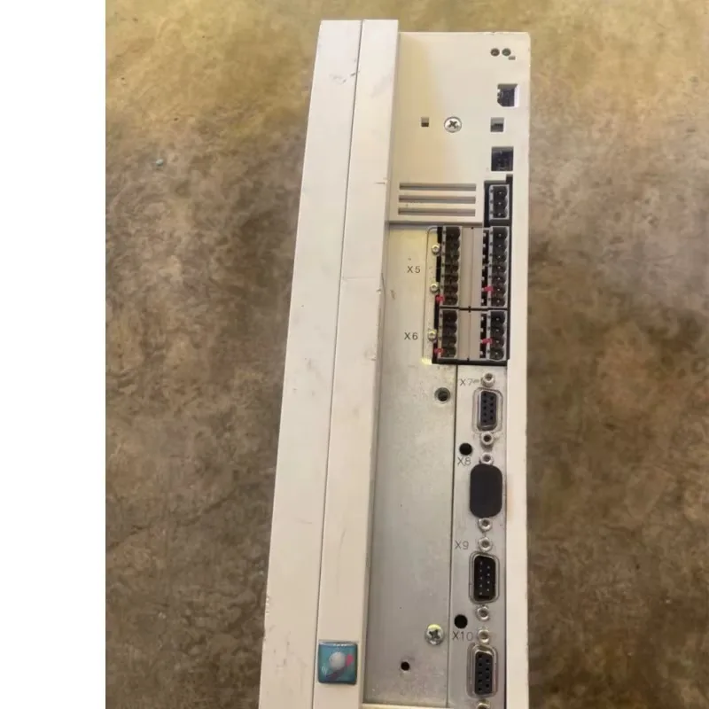 Bad Servo Drive Lenze  EVS9324-ESV004