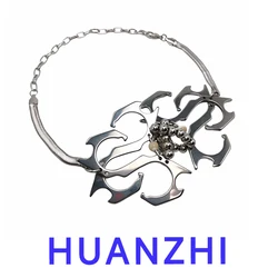 HUANZHI 2023 New Cyberpunk Style Irregular Titanium Steel Silver Color Necklace Punk Necklace for Unisex Party Trendy Jewelry