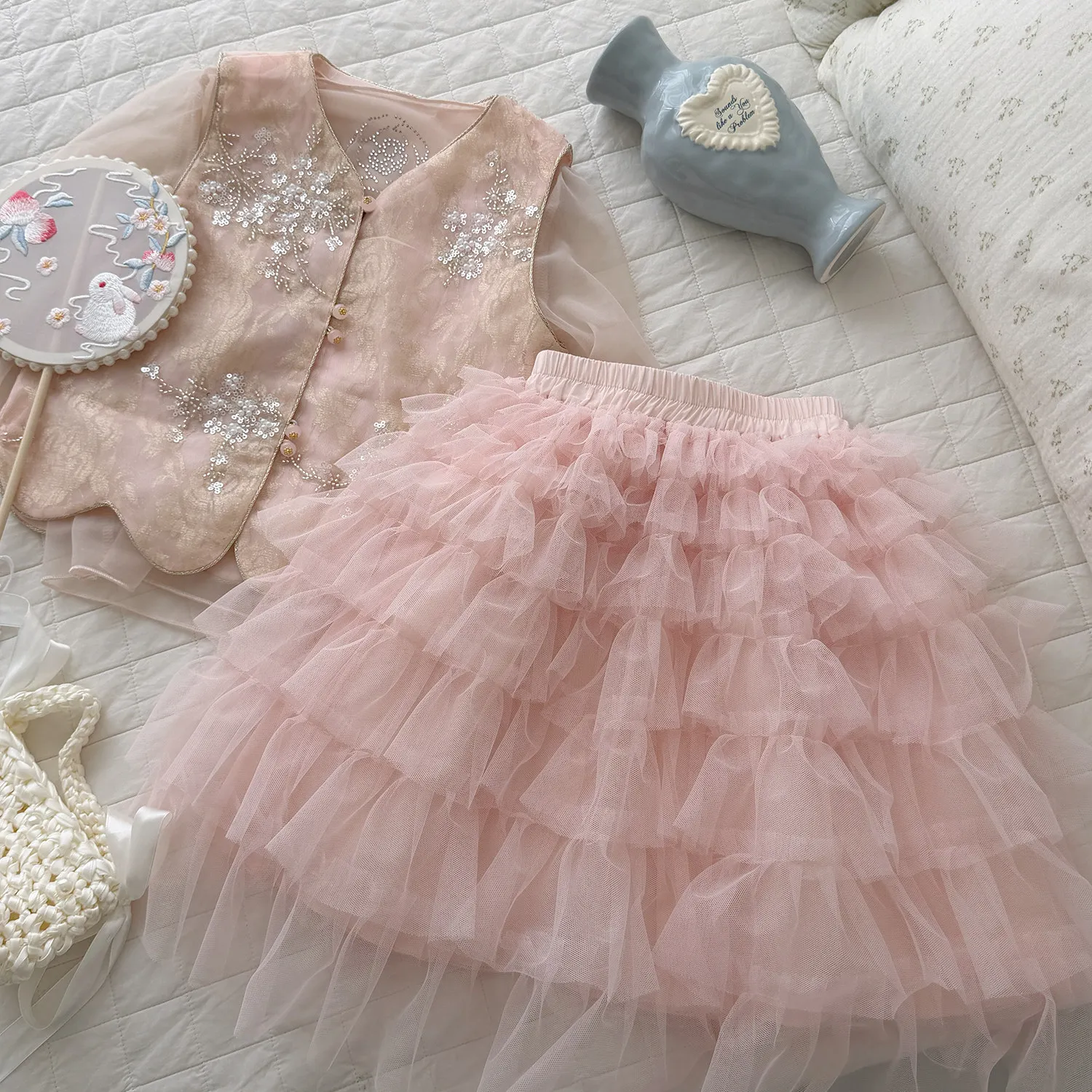 Girls 2026 Summer Stylish Floral New Light Pink Set Summer Breathable Chinese Style Set Kids New Mesh Skirt Set