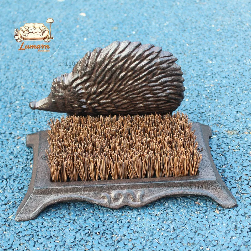Vintage Outdoor Garden Decor Rough Rustic Hedgehog Figurines Cast Iron Boot Scraper With Brush Heavy Handamde Shoes Cleaner