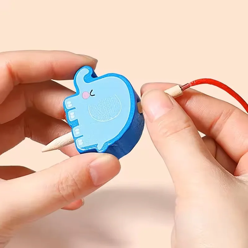 モンテッソーリ ベビー DIY 木製おもちゃ 漫画フルーツ動物 糸通し木製ビーズ 知育玩具 子供用 クリスマスギフト