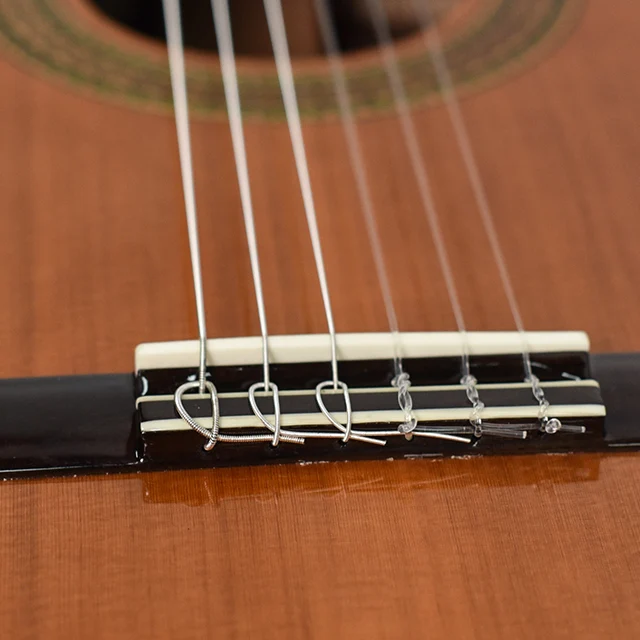 D3925 39-Zoll-Klassikgitarre, massive Decke aus Pinus koraiensis mit Rückseite und Zargen aus Palisander, Hals aus Palisander, Nylonsaiten – Detail 5