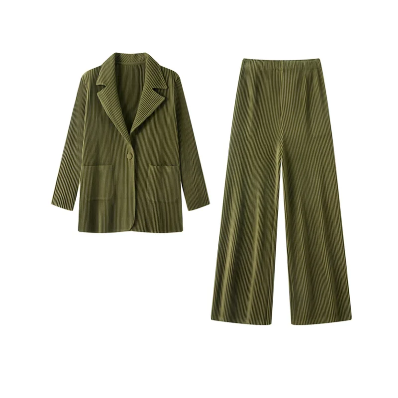 Miyake Style Pleated Suit Jacket for Women in The Spring and Autumn of 2025, New Style Suit for Slimming, High-end Design Jacket