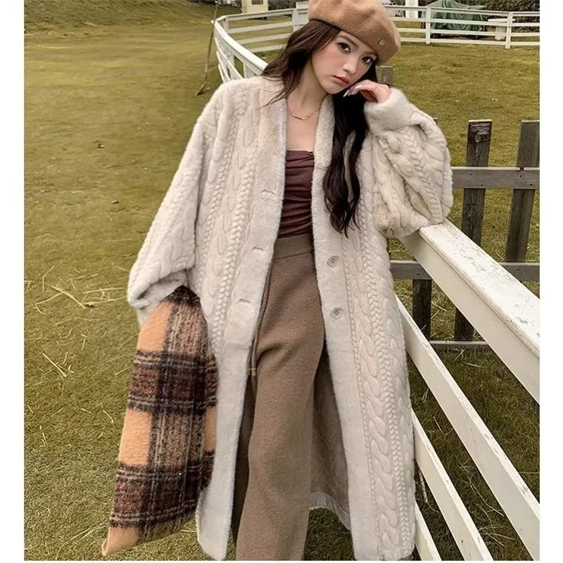 2024 Women Environmentally Friendly Fur Coat Autumn Winter Female Long Sleeves Mink Plush Korean Ladies Thickening Plush Outwear