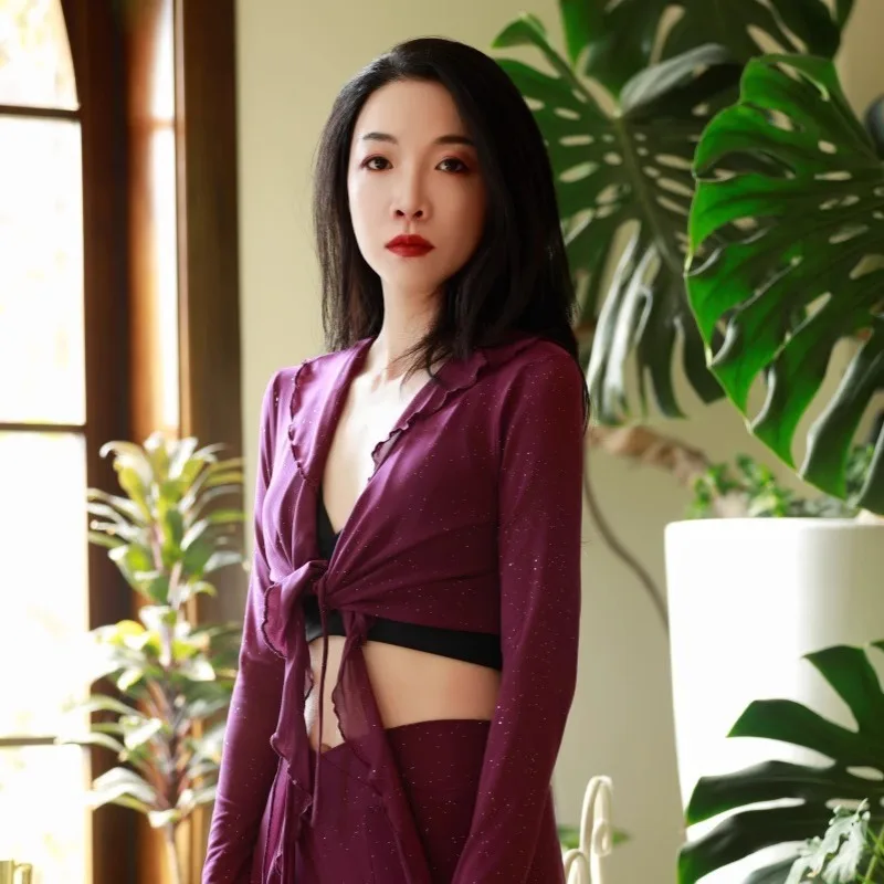 op maat gemaakte lotusblad rand onregelmatige sjaal Oosterse dans top woon-werkverkeer pailletten hoge elasticiteit buikdans tops oefenuniform