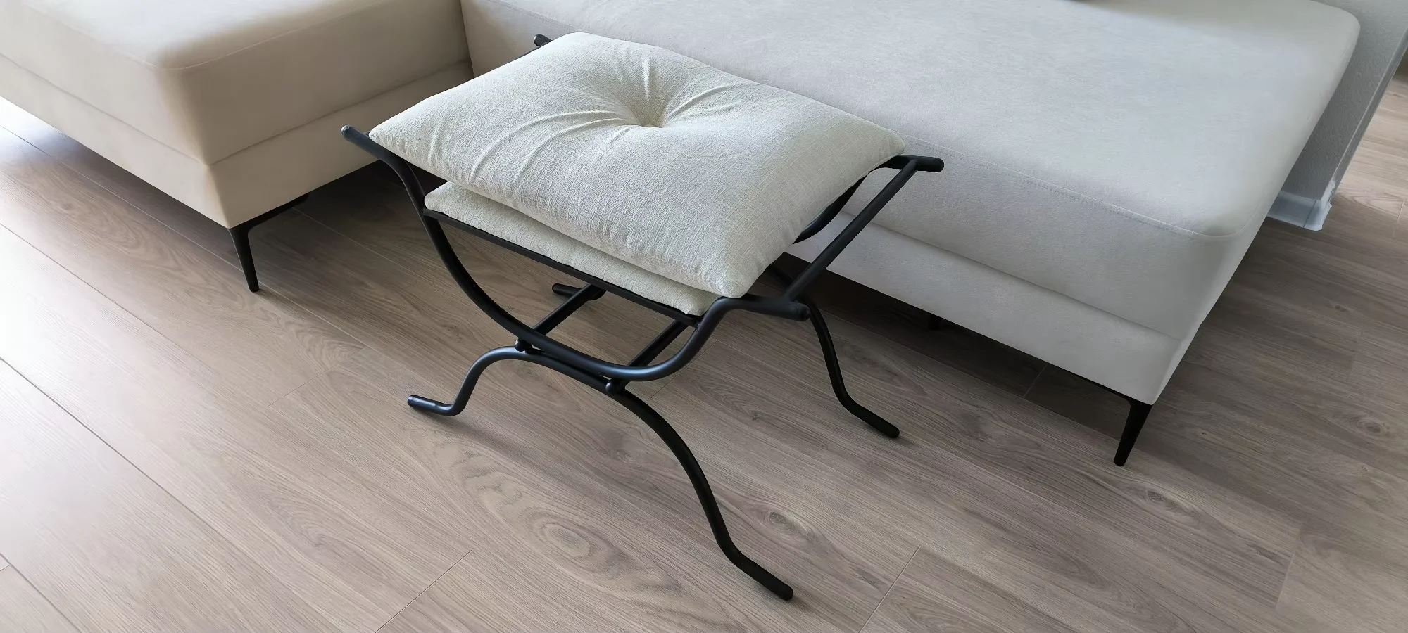 French-style Dressing Stool, Minimalist Design, Designer Makeup, Retro Wrought Iron Shoe Changing Stool, Vintage Home Side Stool image 2