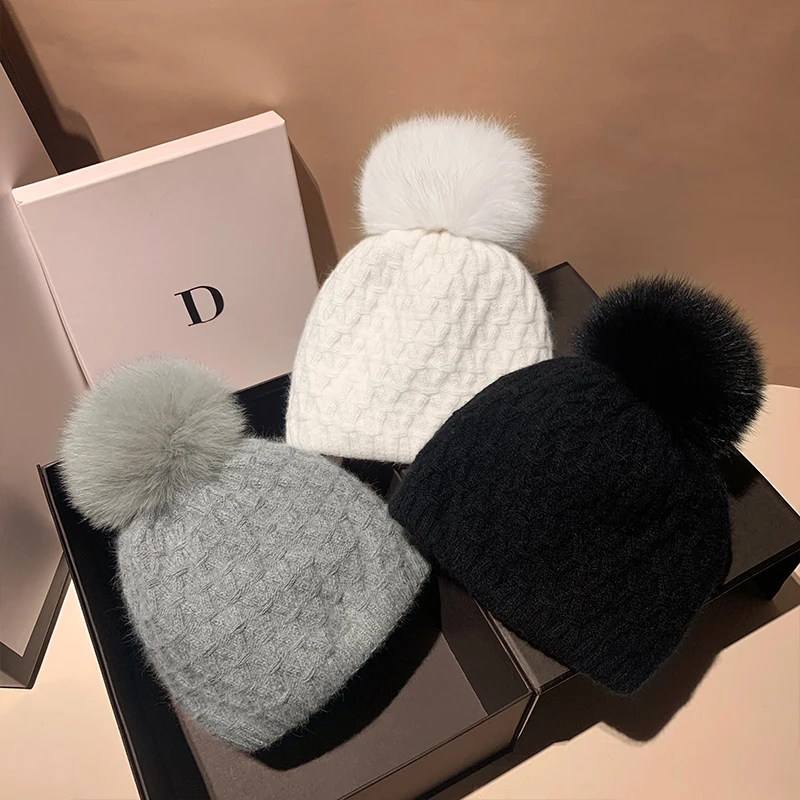 Fox Hair Ball Winter Warm Rabbit Plush Knitted Hat Women's Autumn and Winter Korean Versatile Ear Protection Woolen Hat