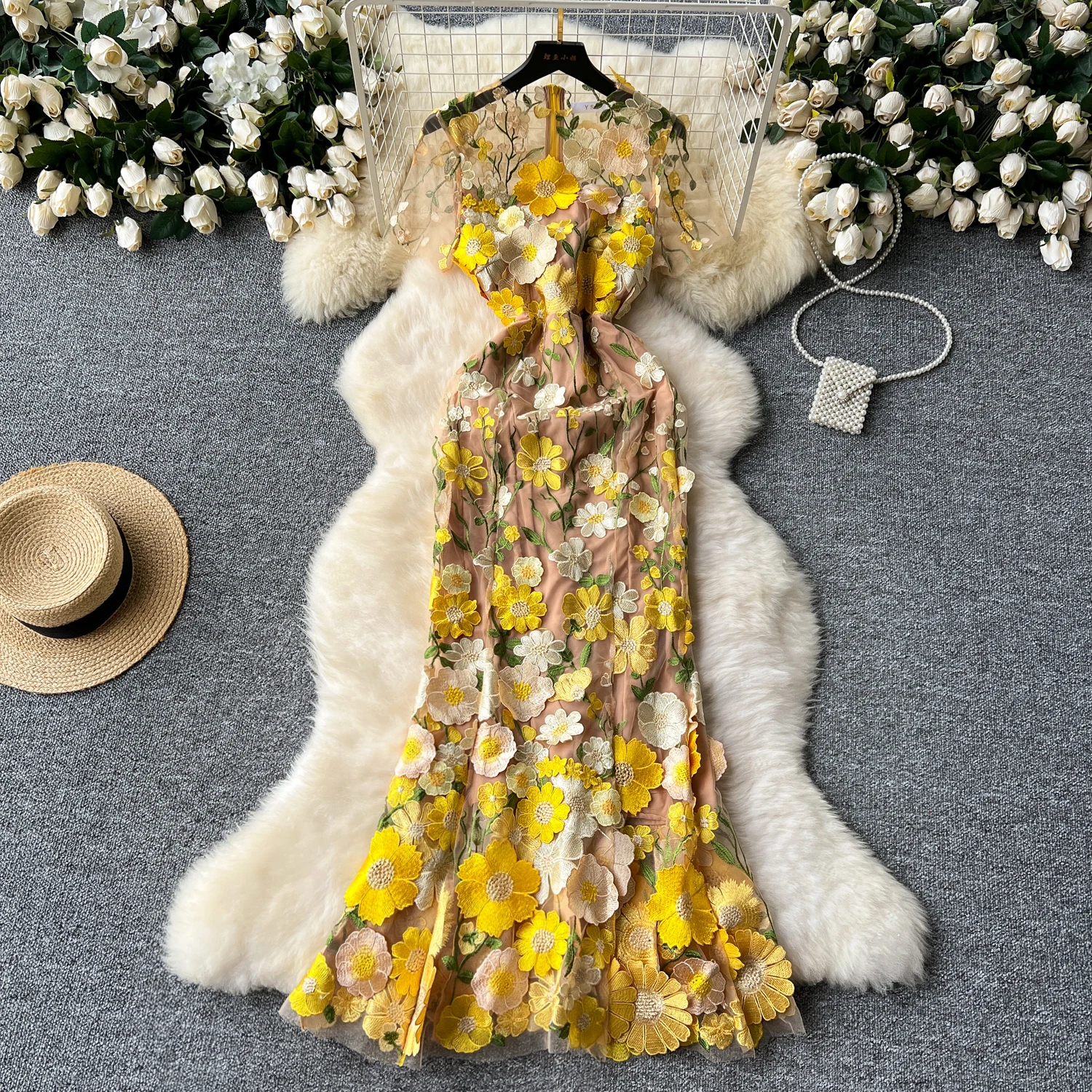 

Retro embroidery short Sleeve print Elegant summer Dress A-line Flare Sleeve Vacation print Women mermaid dresses