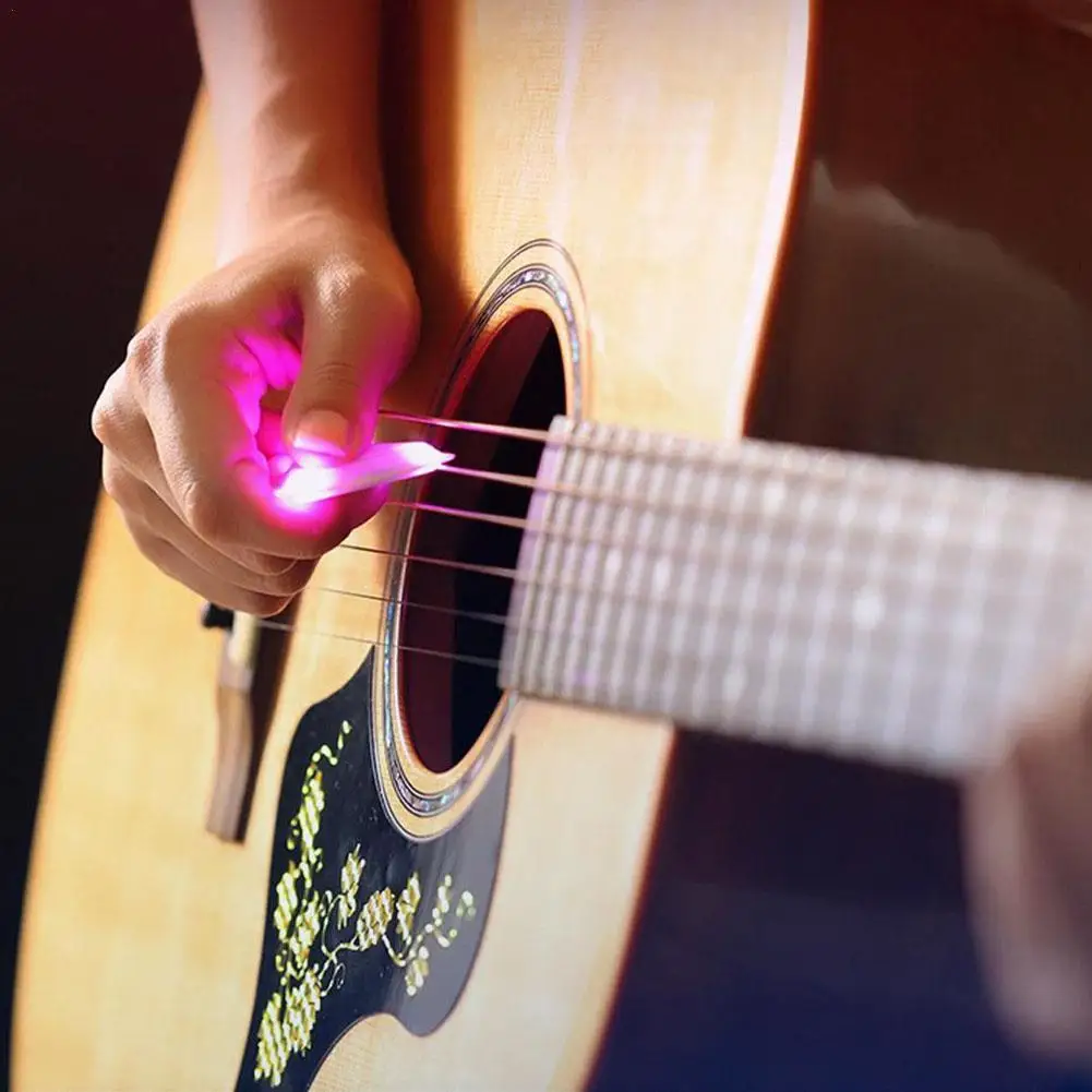 LED Glowing Guitar Pick Food-Grade Plastic Guitar Touch Luminous Pick Musical Stringed Instrument Glowing Plectrum