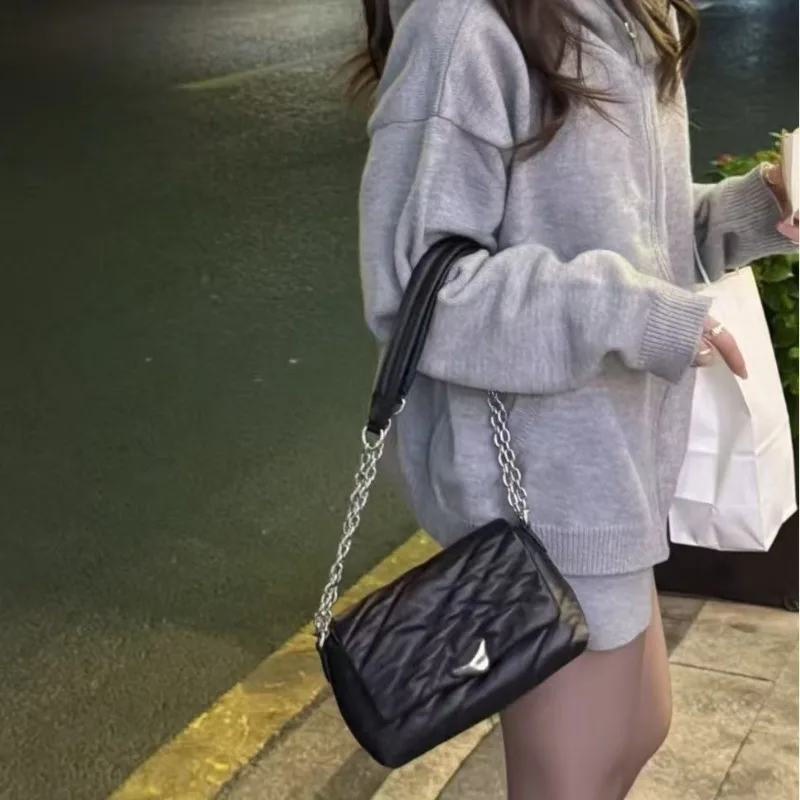 

2026 New Songmont Postman bag new single shoulder crossbody commuting cowhide women's chain soft small square bag
