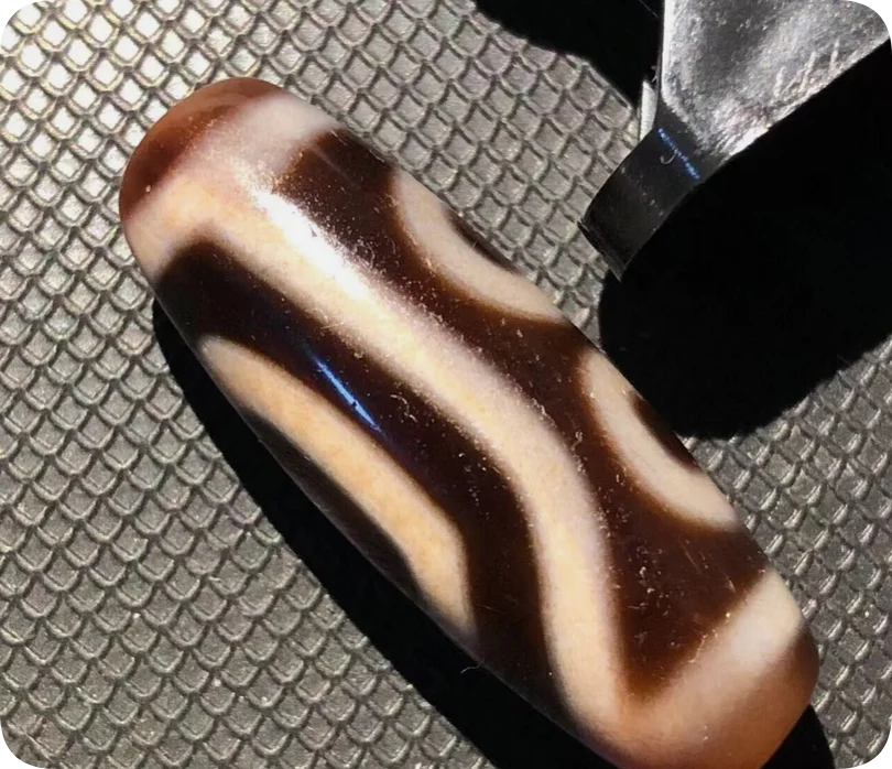 Rare Energy Tibetan Old Agate special 3Eye Cinnabar Totem dZi Bead 13*36mm