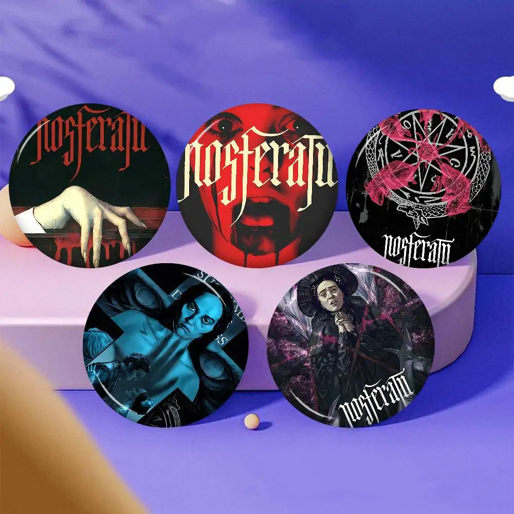 Película de terror clásica n-nosferatu, alfileres creativos, caras sonrientes divertidas, broche redondo a presión, insignia, mochila, sombrero, accesorios, joyería