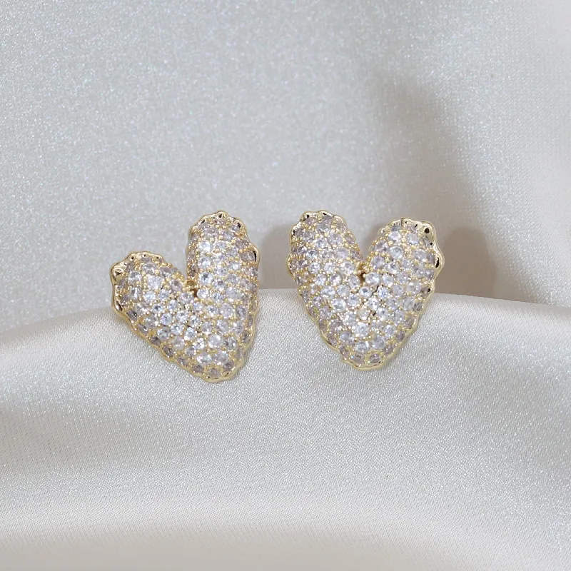 Korea New Fashion Jewelry Exquisite Luxurious Full Zircon Heart Earrings Sweet and Elegant Women\'s Evening Party Accessories