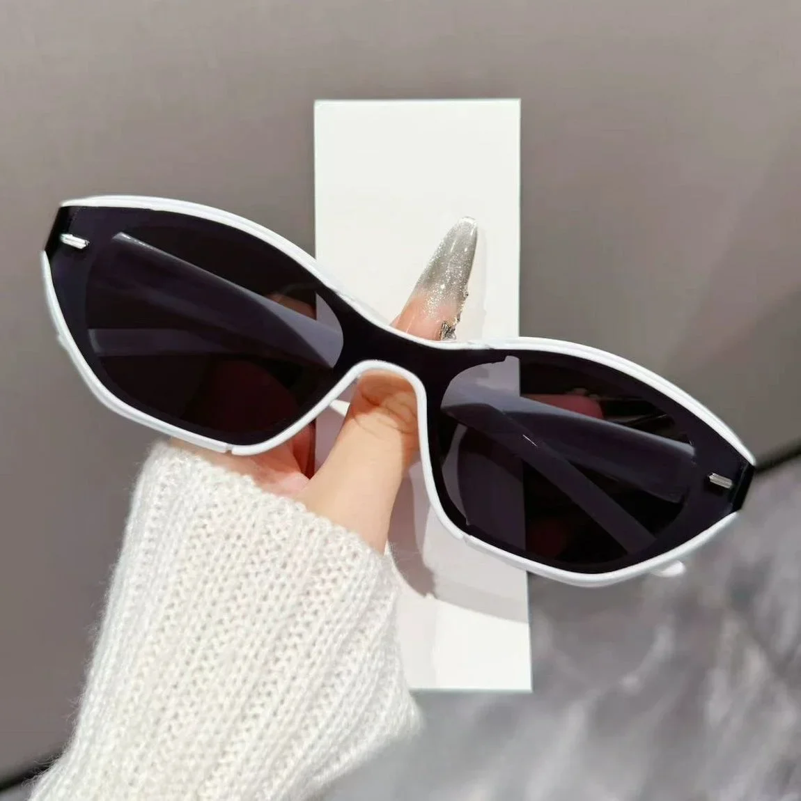 Hochwertige Y2K Cat Eye Sonnenbrille für Damen, UV-Schutz, Modetrend, Ins Wind Style DS-66313