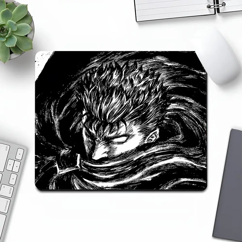 BERSERKs Mouse Pad Art Gaming Gamer Small Rubber Locking Edge Large Computer MousePad Laptop Gaming Desk Pad