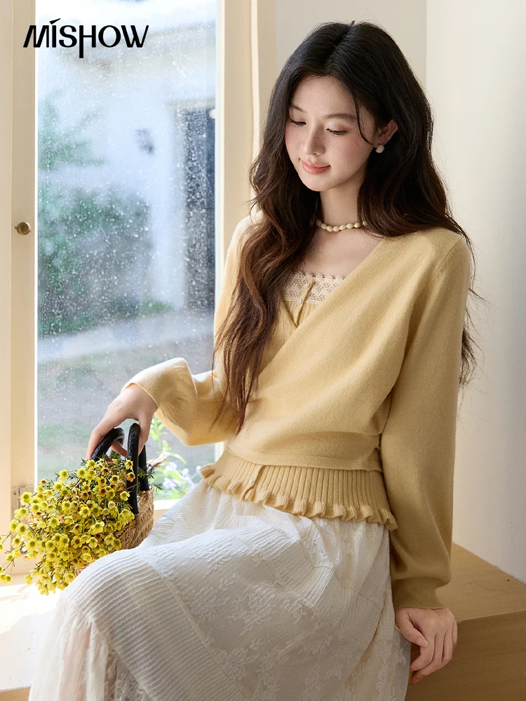 

MISHOW Women's Yellow Two-Piece Set 2026 Spring Ruffled Hem Camisole Lace Trim Knitted Cardigan Casual Slim Outfit MXF11T1472