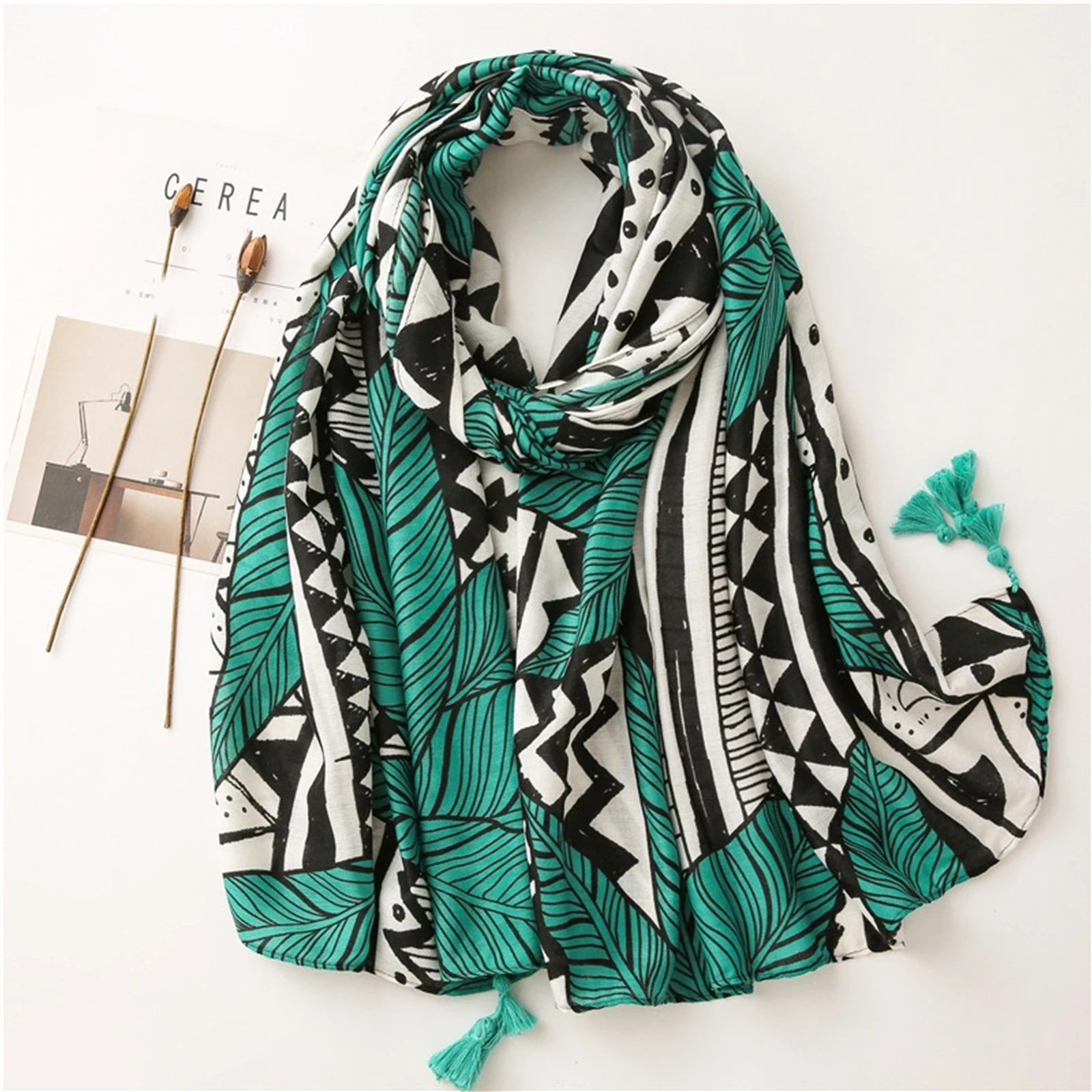 180X90cm Warm Shawl Fashion Print Cotton And Linen Bandanna The Four Seasons Popular Scarves Women Luxury Design New Lrage Scarf