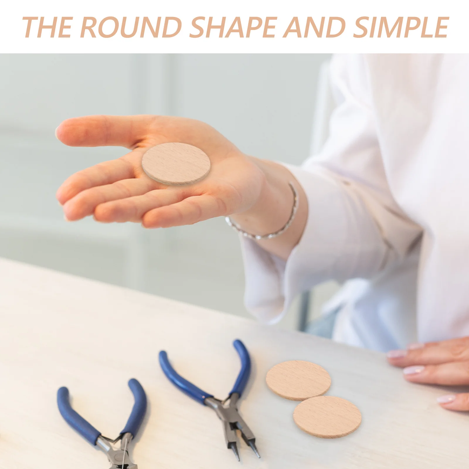 

20Pcs Unfinished Wood Circles Natural Craft Wood Slices Round Cutouts for DIY Engraving Coasters Home Decorations